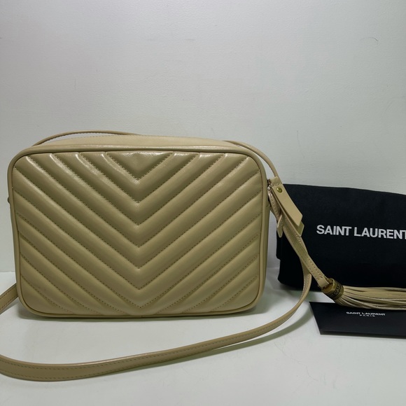 Saint Laurent Lou Matelassê Leather Camera Bag - Picture 4 of 12